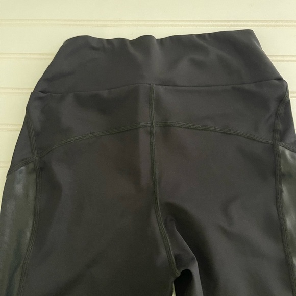 Lilium Active Leggings Size Small - Picture 1 of 4